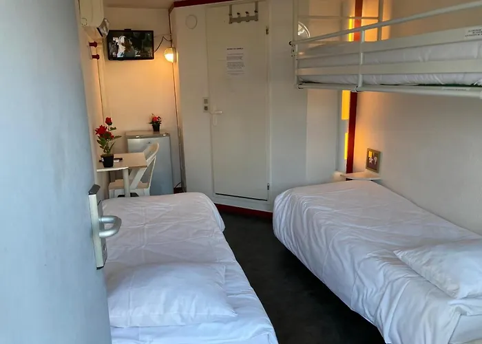 Nouvelle Classe Hotel 2*